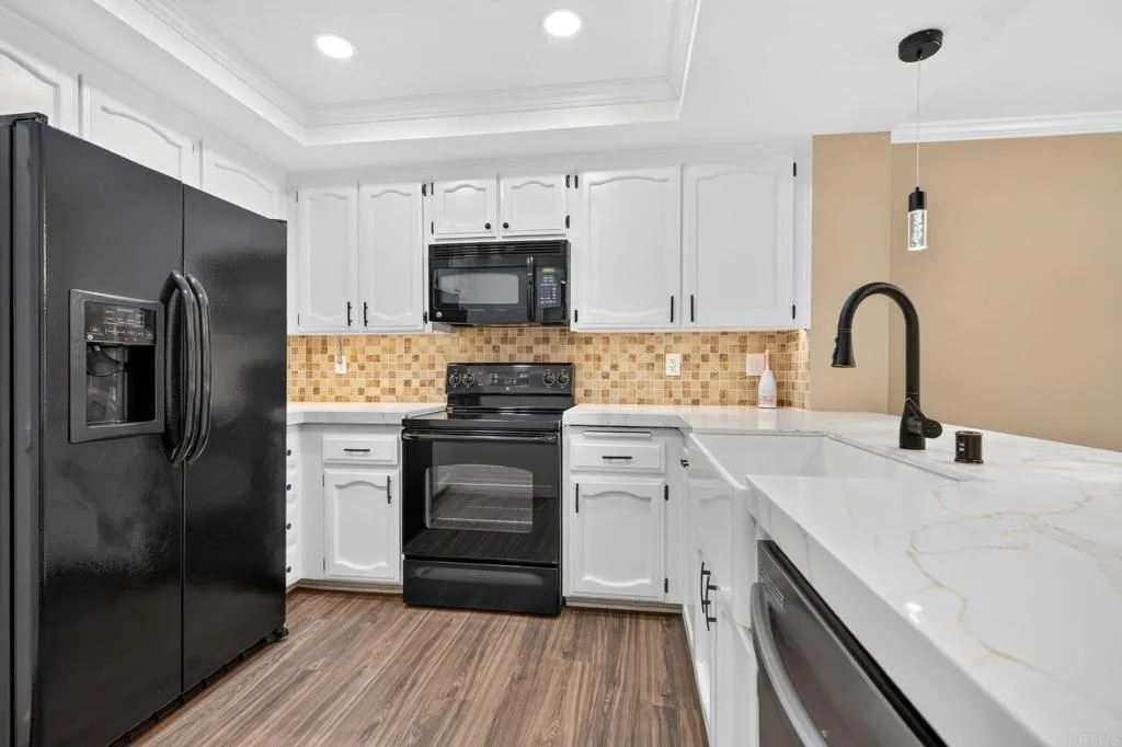 1209 Wren Glen, Escondido, California 92026 — photo 4