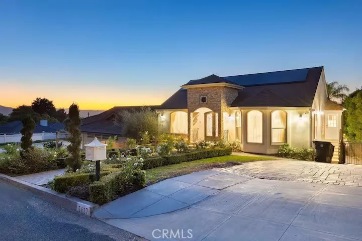 1617 Thurber, Burbank, California 91501