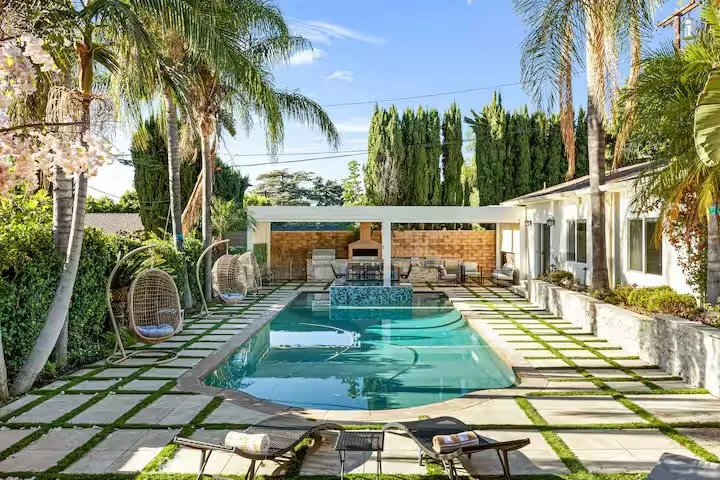 1617 Thurber, Burbank, California 91501
