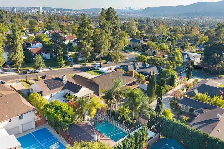 1617 Thurber, Burbank, California 91501