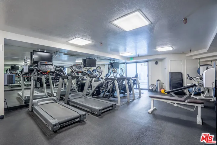 121 S Hope Street 433, Los Angeles, California 90012