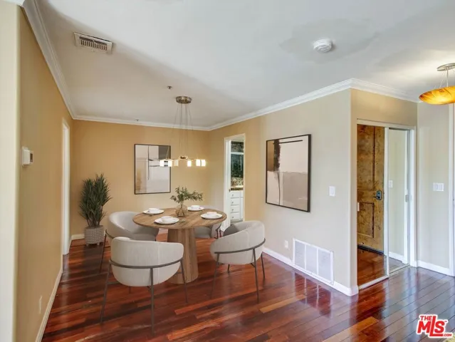 121 S Hope Street 433, Los Angeles, California 90012