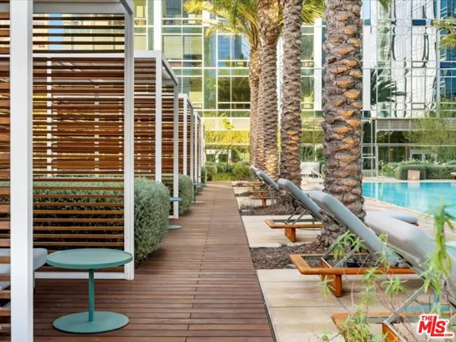 877 Francisco Street 4202, Los Angeles, California 90017