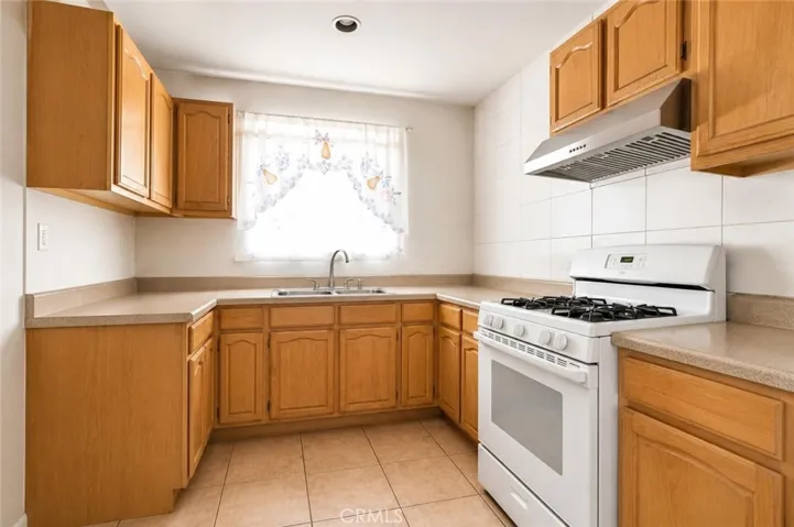 13319 Judd Street, Pacoima, California 91331