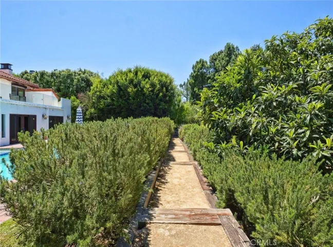 Backyard Walkway