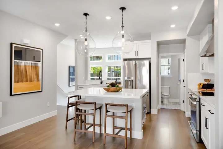 2112 Latham Street, Mountain View, California 94040