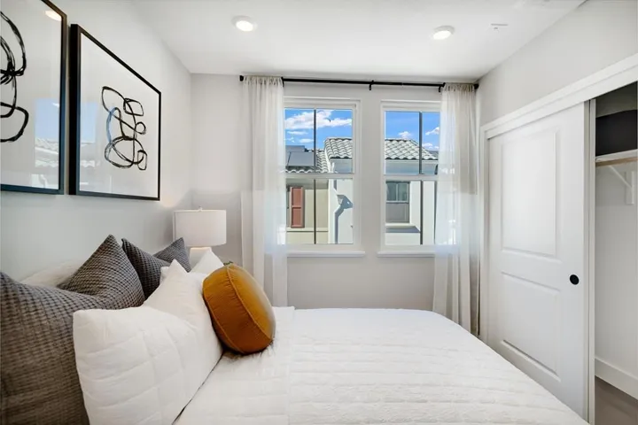 2112 Latham Street, Mountain View, California 94040