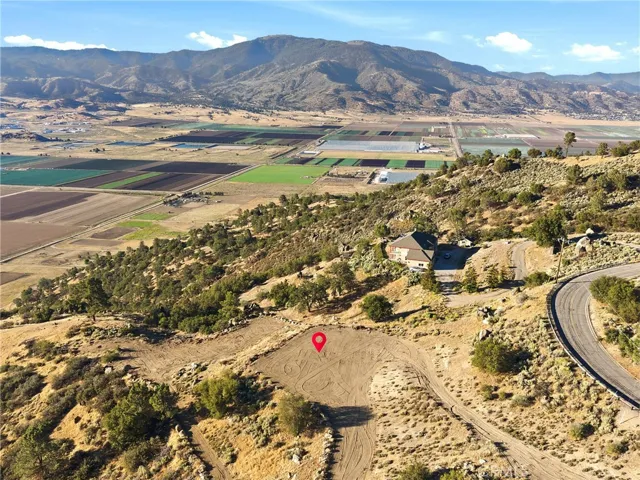26400 Skyline Drive, Tehachapi, California 93561