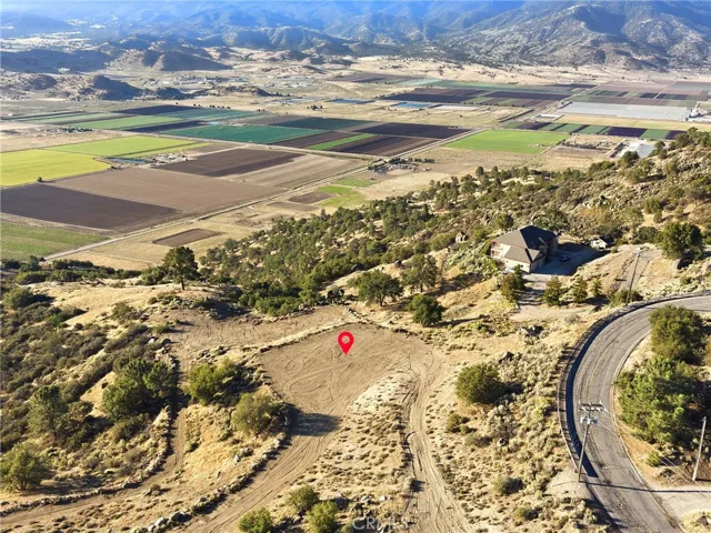26400 Skyline Drive, Tehachapi, California 93561