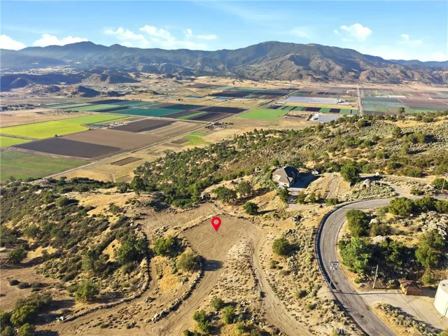 26400 Skyline Drive, Tehachapi, California 93561