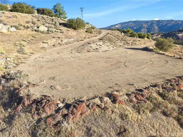 26400 Skyline Drive, Tehachapi, California 93561