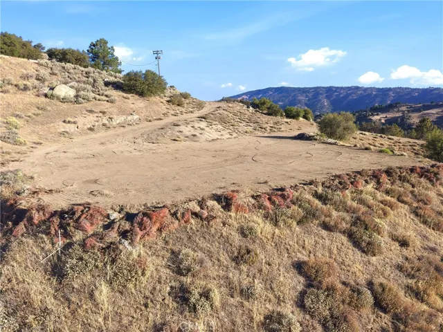26400 Skyline Drive, Tehachapi, California 93561