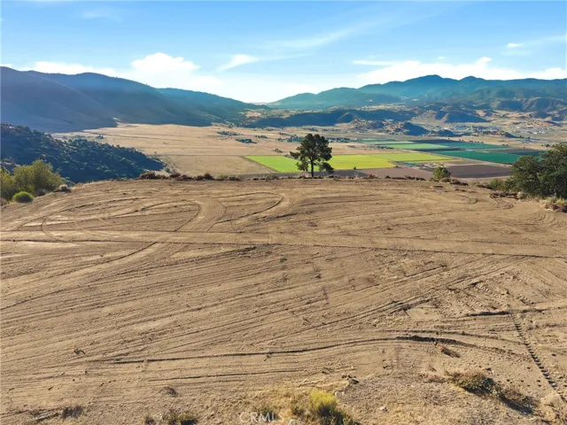 26400 Skyline Drive, Tehachapi, California 93561