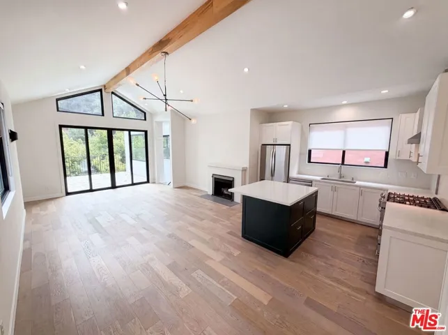 8723 Lookout Mountain Avenue, Los Angeles, California 90046