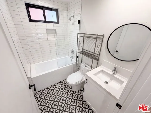 8723 Lookout Mountain Avenue, Los Angeles, California 90046