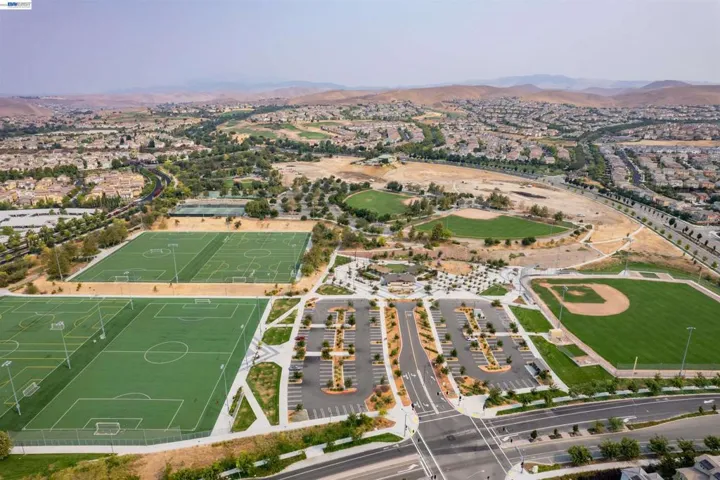 3135 Central Pkwy, Dublin, California 94568