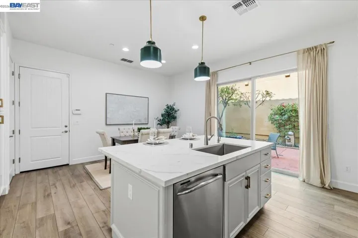 3135 Central Pkwy, Dublin, California 94568