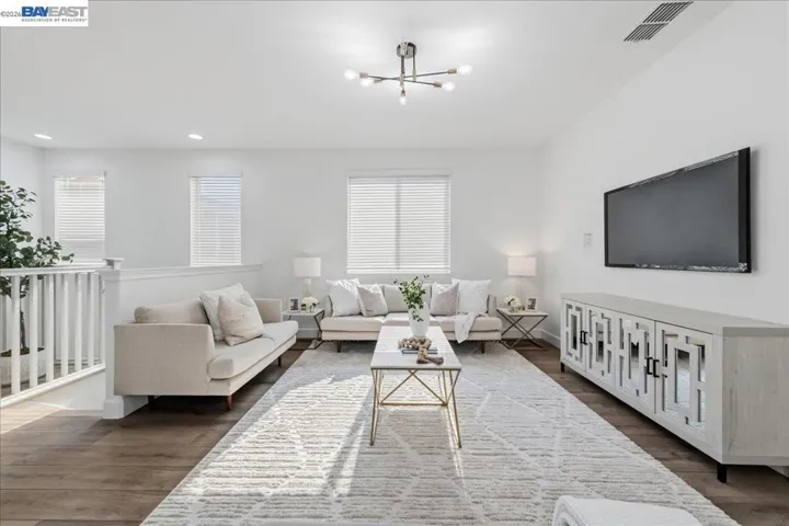 3135 Central Pkwy, Dublin, California 94568
