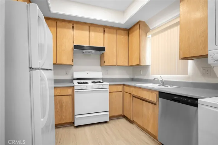 4328 Whitsett Avenue, Studio City, California 91604