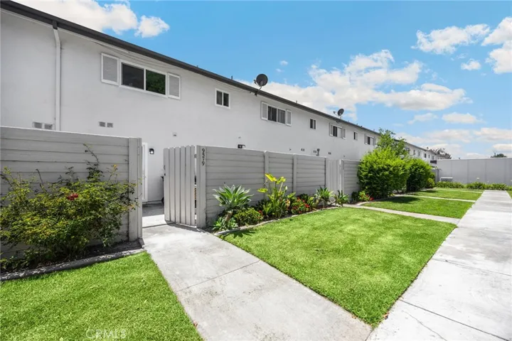 9579 Adams, Huntington Beach, California 92646