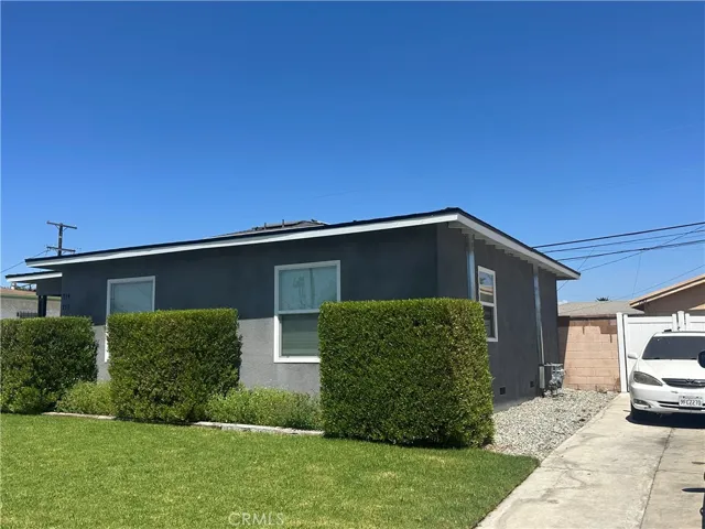 712 N Thorson, Compton, California 90221