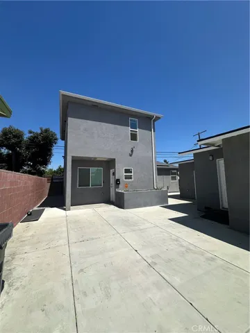 712 N Thorson, Compton, California 90221