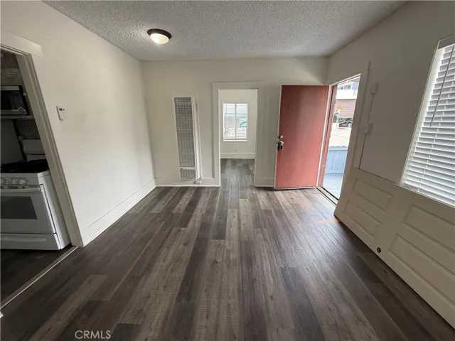 1053 Loma, Hermosa Beach, California 90254
