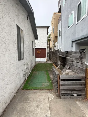 1053 Loma, Hermosa Beach, California 90254