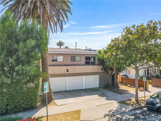 1444 Euclid, Santa Monica, California 90404
