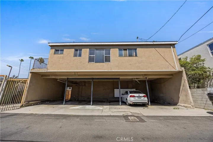 1444 Euclid, Santa Monica, California 90404
