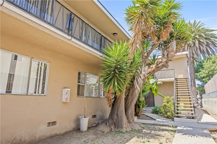 1444 Euclid, Santa Monica, California 90404