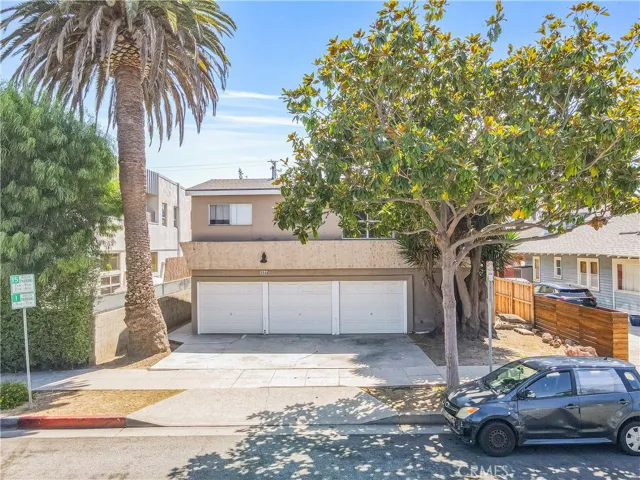 1444 Euclid, Santa Monica, California 90404