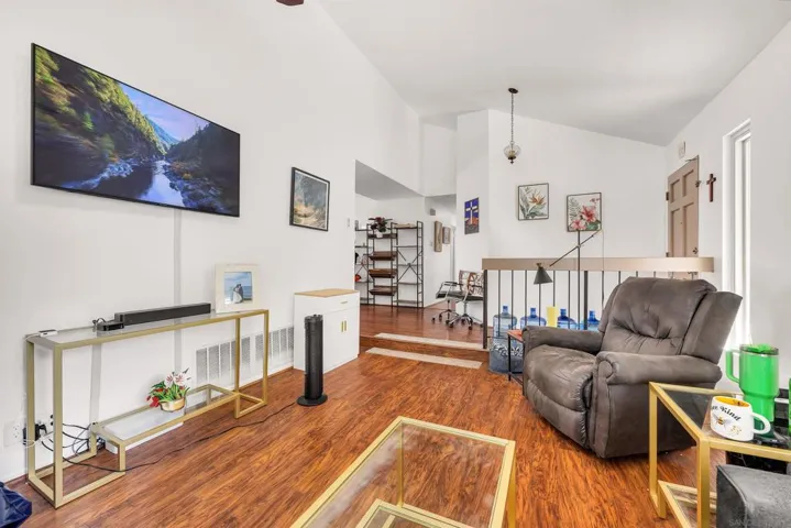 13148 Old West, San Diego, California 92129