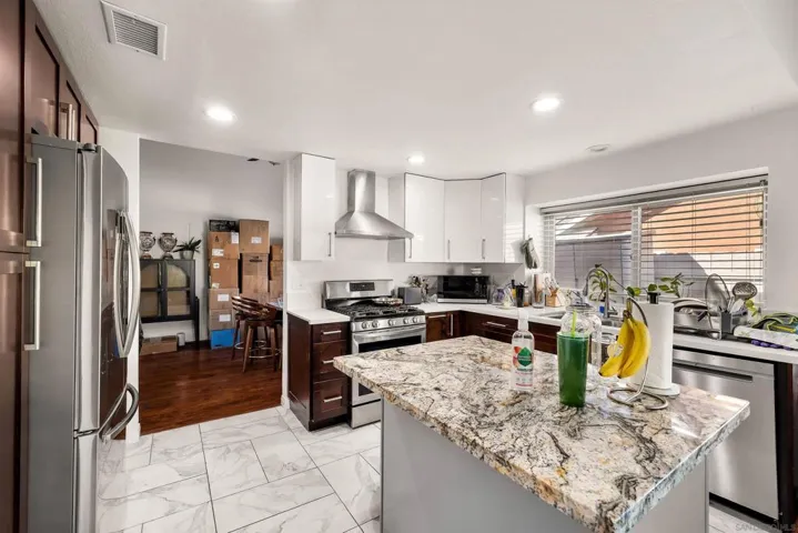 13148 Old West, San Diego, California 92129