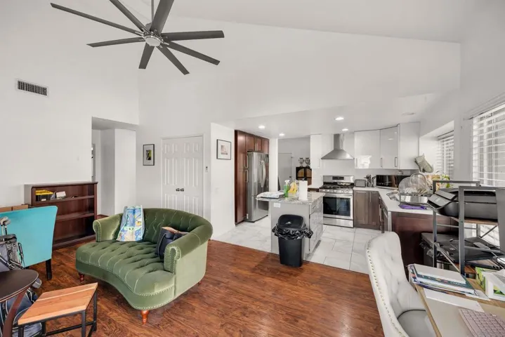 13148 Old West, San Diego, California 92129