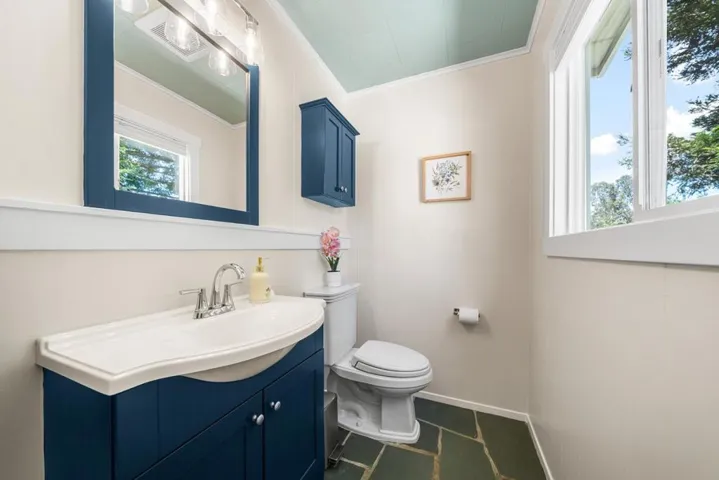 11 Recreation Drive, La Honda, California 94020