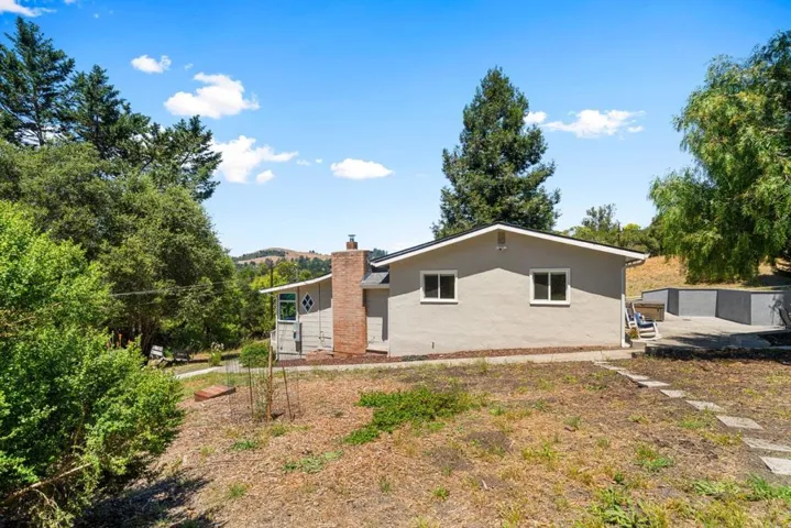 11 Recreation Drive, La Honda, California 94020