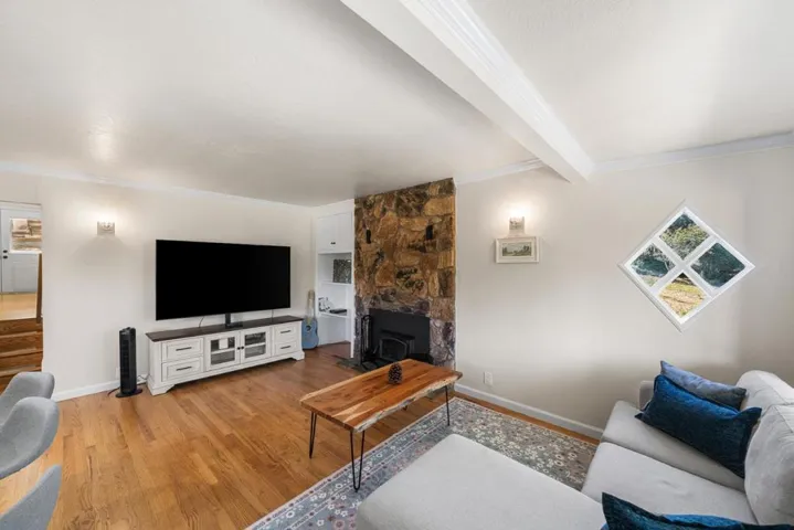 11 Recreation Drive, La Honda, California 94020
