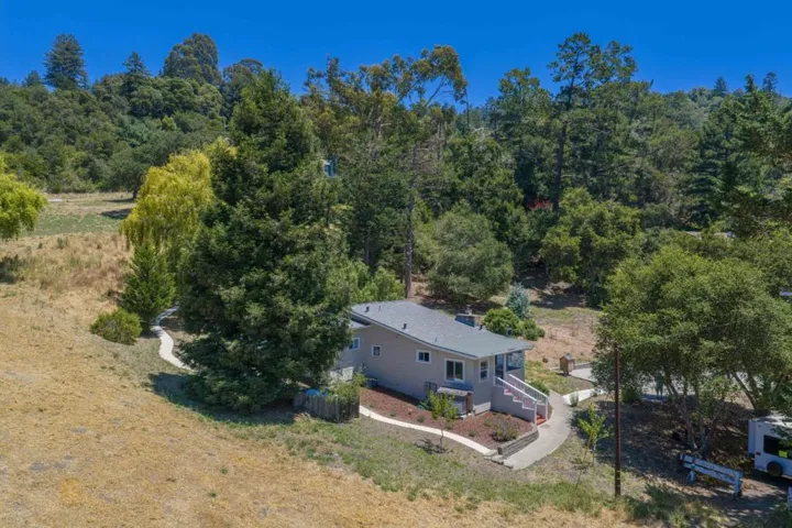 11 Recreation Drive, La Honda, California 94020