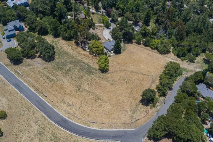 11 Recreation Drive, La Honda, California 94020