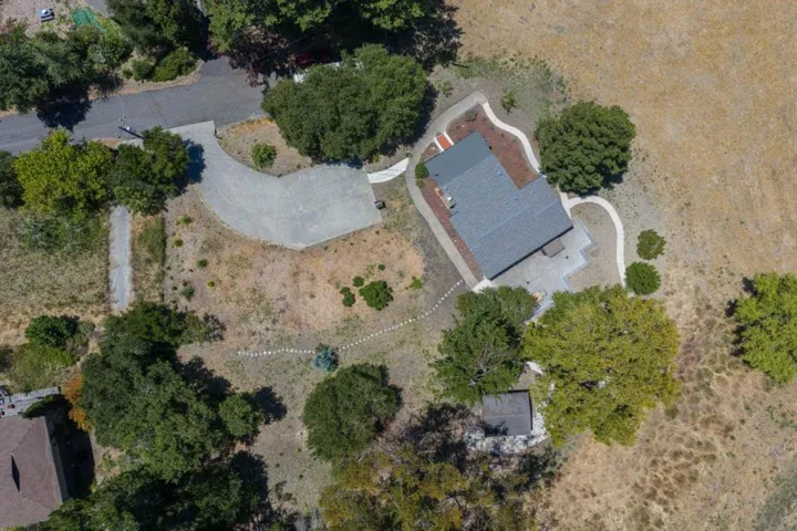 11 Recreation Drive, La Honda, California 94020
