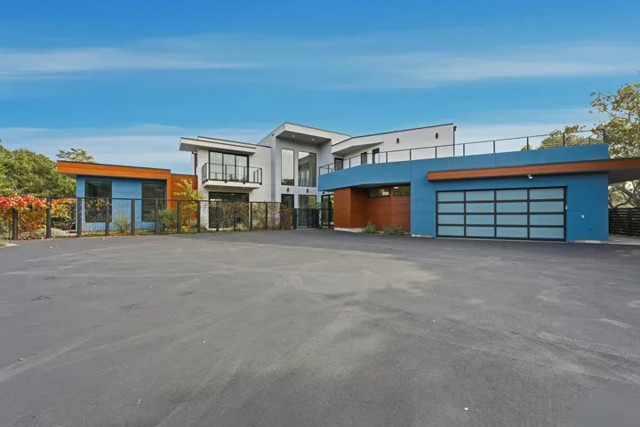 10 Notre Dame Place, Belmont, California 94002