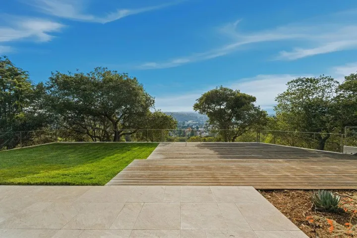 10 Notre Dame Place, Belmont, California 94002