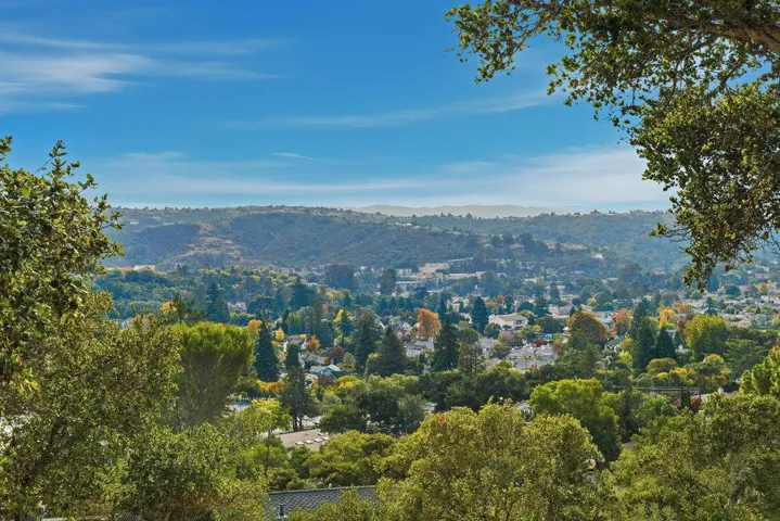 10 Notre Dame Place, Belmont, California 94002