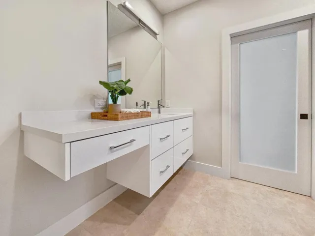 10 Notre Dame Place, Belmont, California 94002