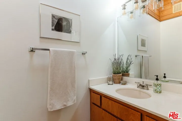 4450 Alla Road, Los Angeles, California 90066