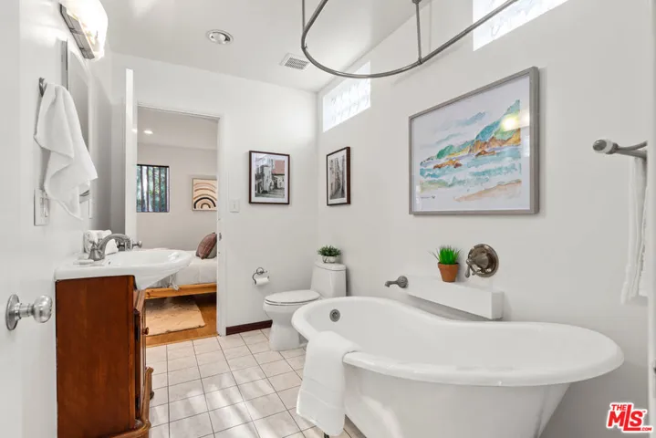 4450 Alla Road, Los Angeles, California 90066