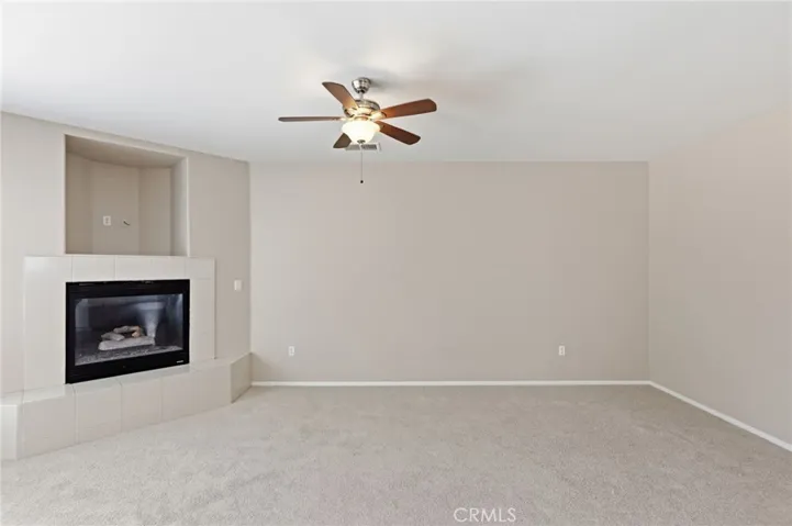 231 Spinnaker, San Jacinto, California 92583