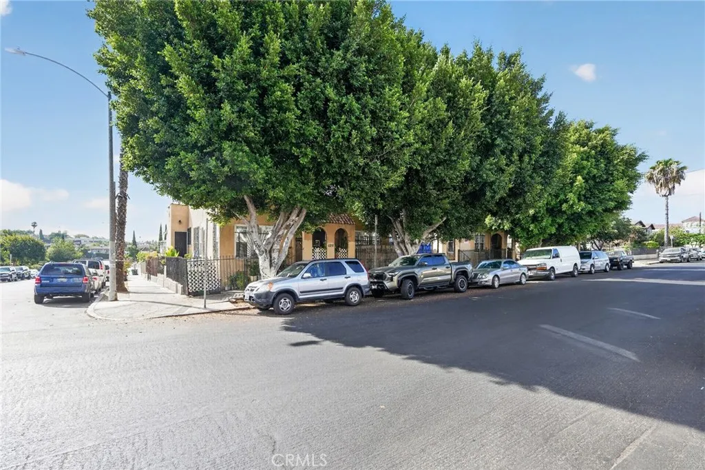 620 N Fickett