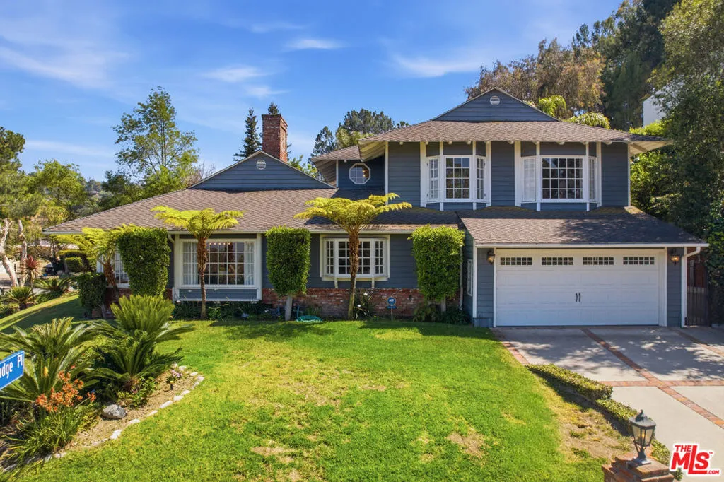 3690 Crownridge Drive, Sherman Oaks, California 91403 — photo 5